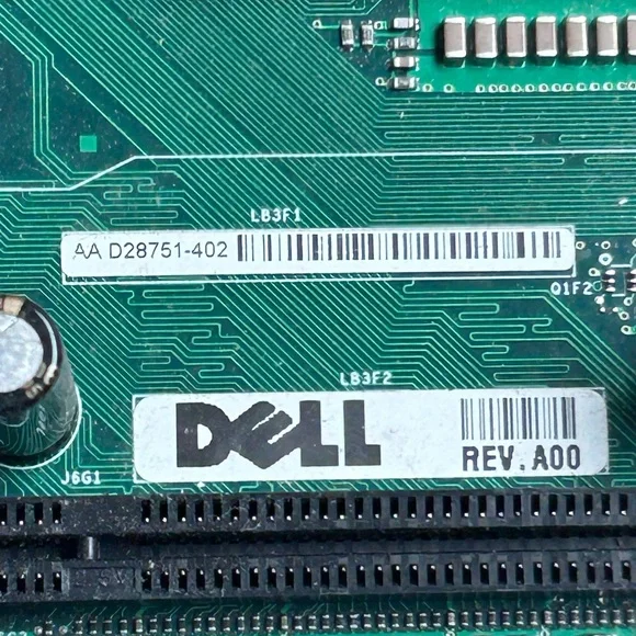 Computer MotherBoard - Picture 1 of 2